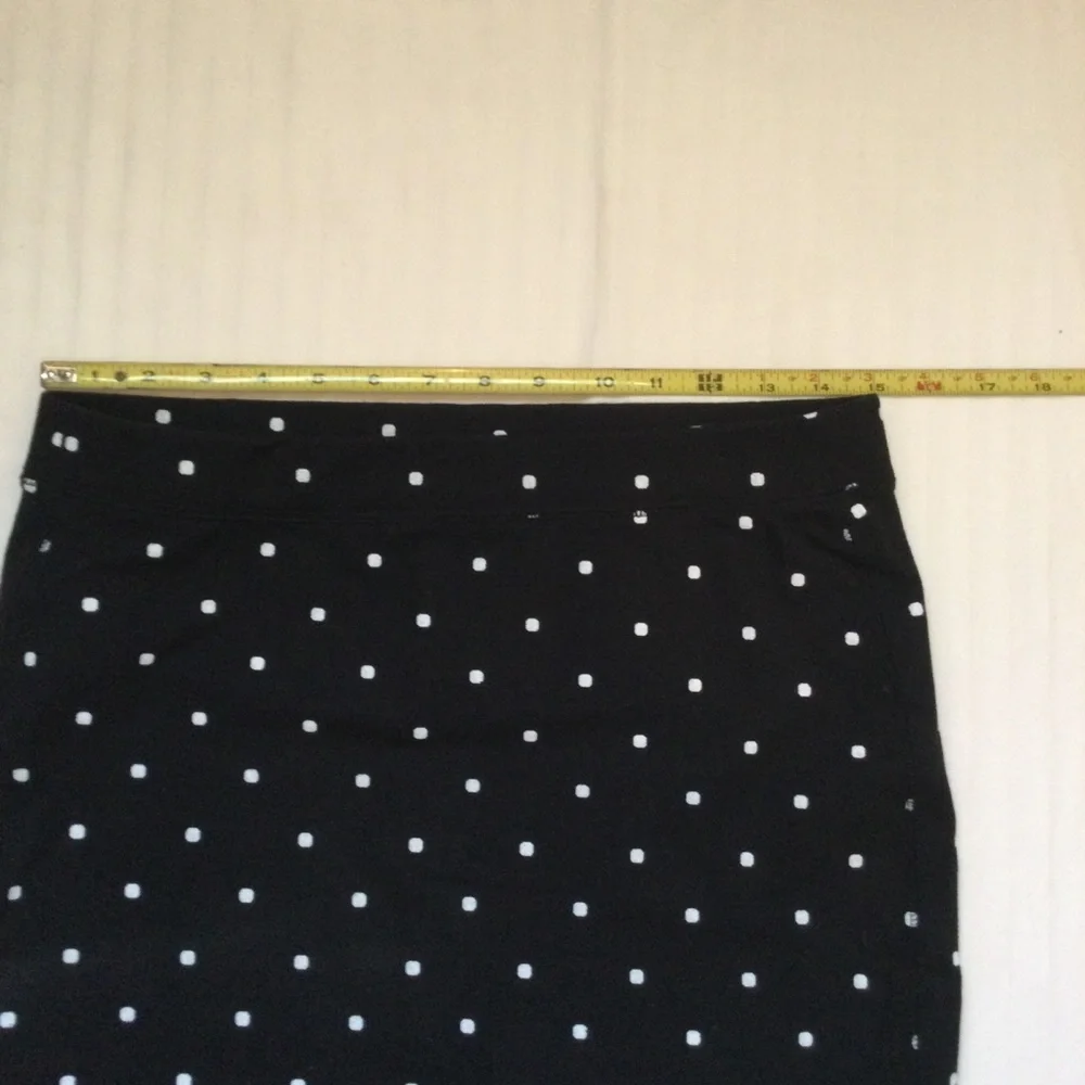 Old Navy Black White Polka Dot Pencil Skirt Size Medium